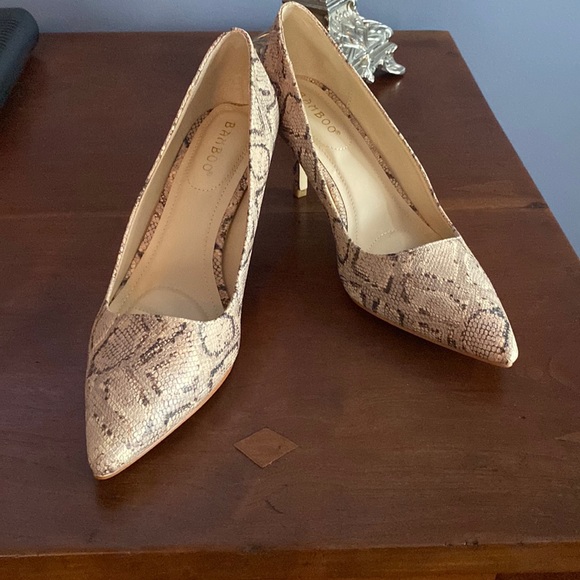 Never Worn Bamboo Jada Print Bump - Picture 1 of 6